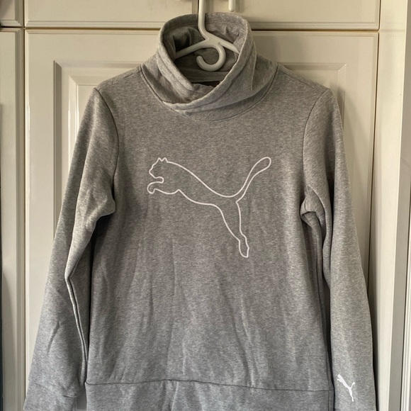 PUMA ladies sweatshirt, grey with puma logo outline - Picture 1 of 14
